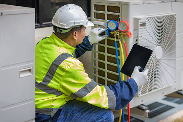 Professional Ac Installation technician working in Woodville, TX